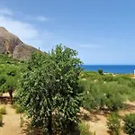 Gheta Presso Riserva Orientata Monte Cofano Willa