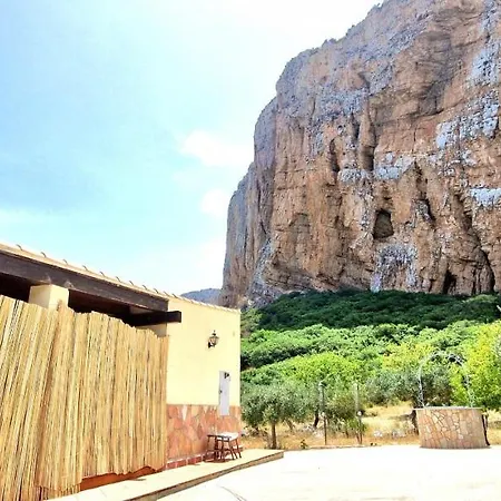 Gheta Presso Riserva Orientata Monte Cofano Вилла